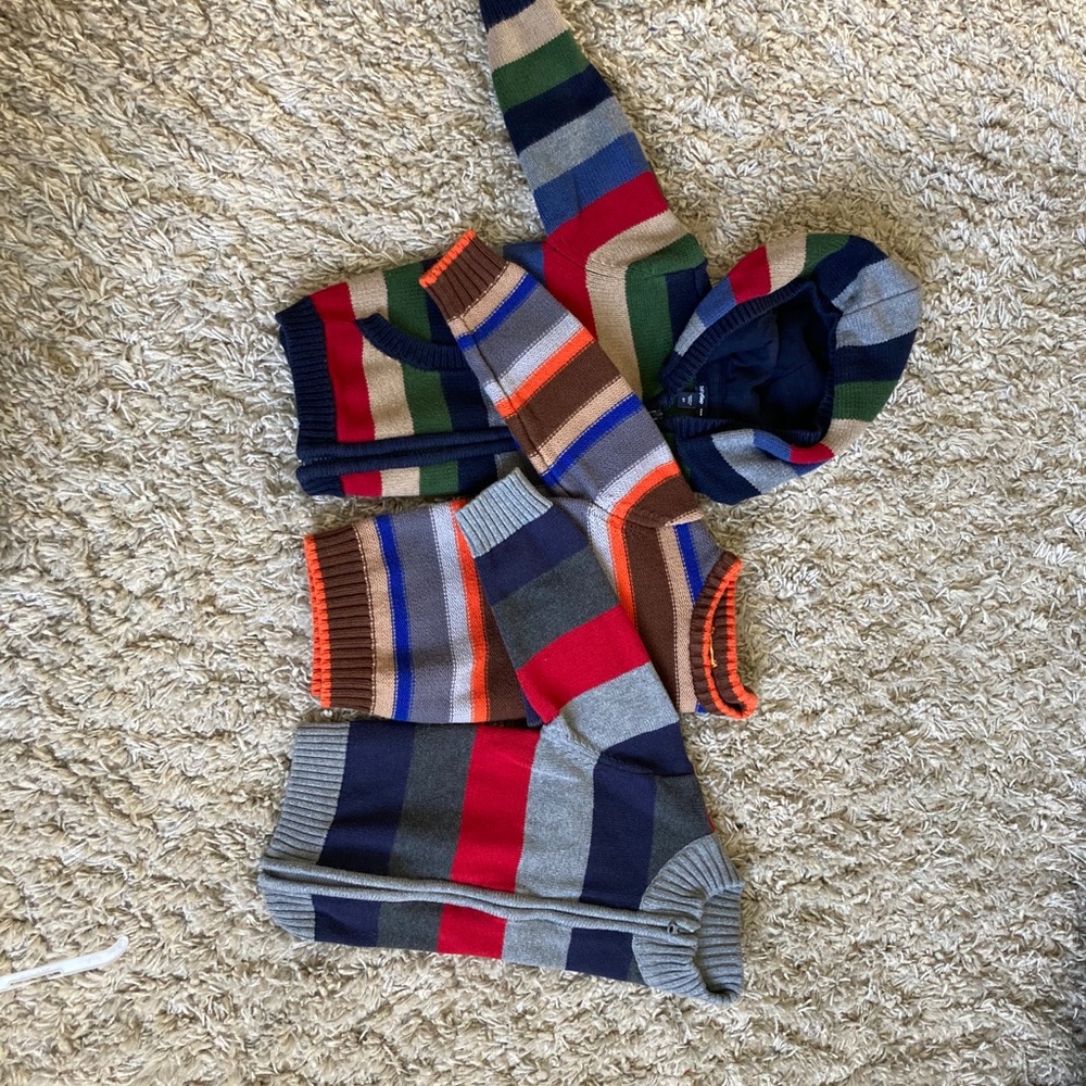 Lot of three knit sweaters